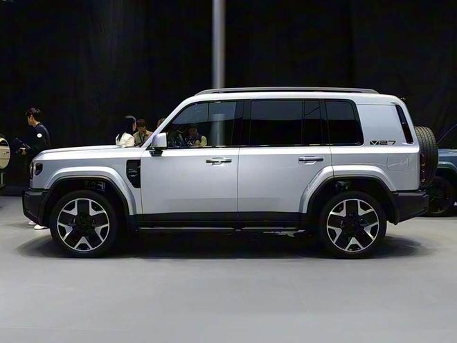 月上市网传或卖20-30万还会有人买？冰球突破平台iCAR V27将于明年3(图11)